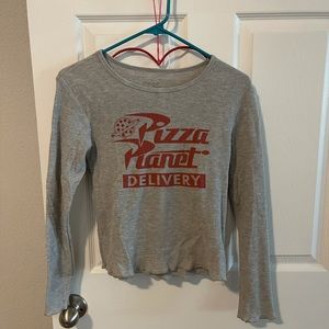 Pizza planet cropped thermal shirt